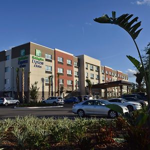 Holiday Inn Express & Suites - Orlando - Southeast, An Ihg Hotel